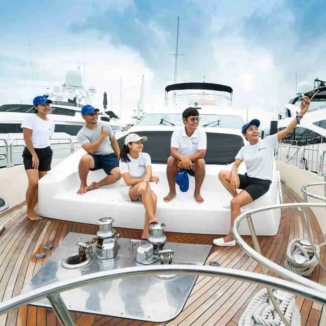 Yacht Charters